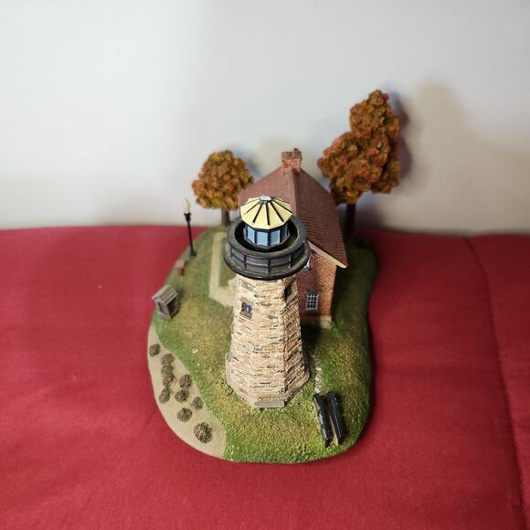 Danbury Mint CHARLOTTE GENESEE Rochester New York Great Lakes Lighthouse - Picture 2 of 8